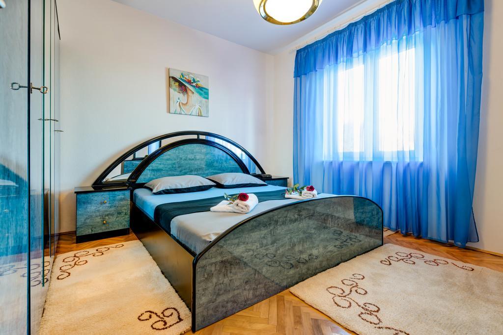 Apartment Marinely Kaštela エクステリア 写真